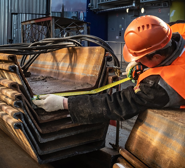 measuring second hand steel